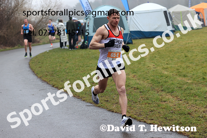 Senior Men and Over-35s to 49s Mens 2025 NECAA Royal Signals Road Relays Champs.,  Hetton Lyons Country Park, Hetton le Hole, County Durham. Photo: David T. Hewitson/Sports for All Pics